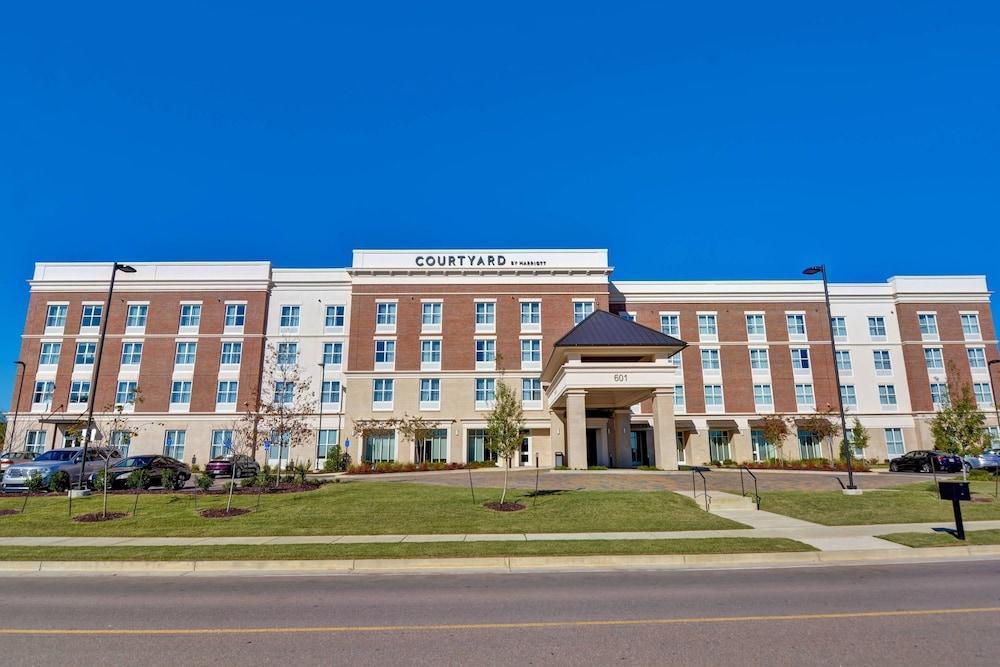 Отель Courtyard By Marriott Jackson Мадисон Экстерьер фото